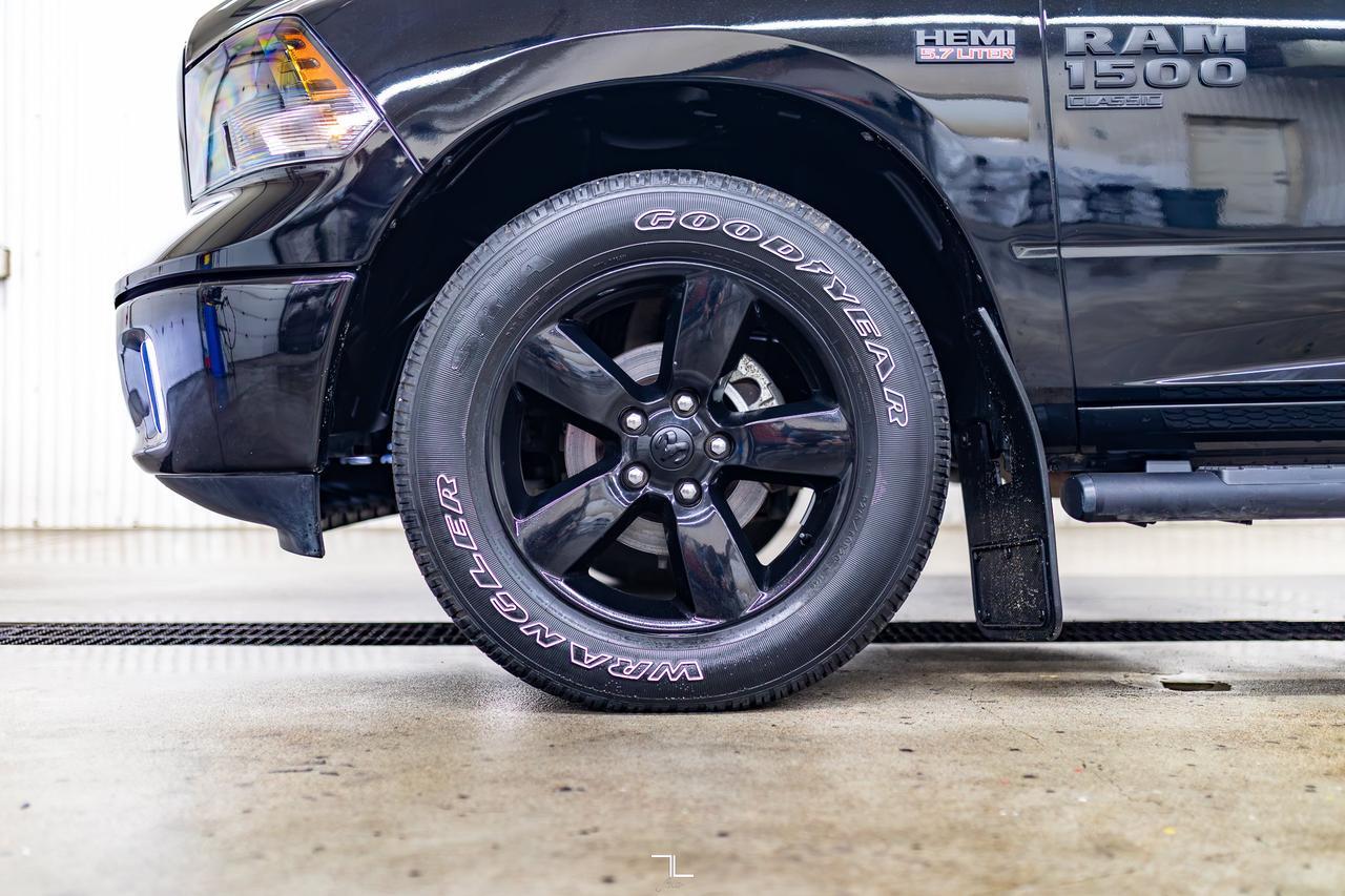 2023 Ram 1500 Classic 4x4 Crew Cab SLT PSeat BCam Red Deer AB