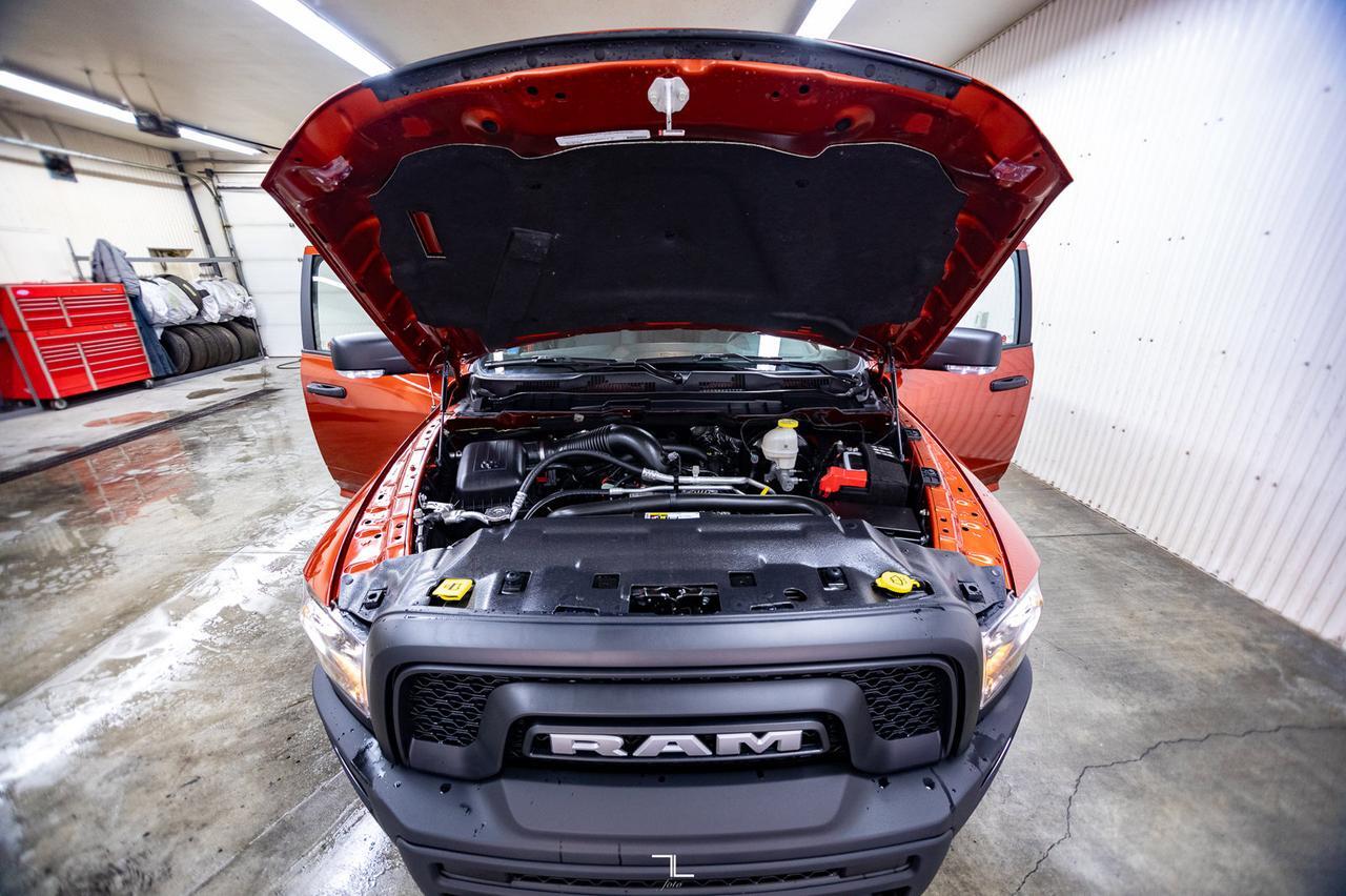 2023 Ram 1500 Classic 4x4 Crew Cab Warlock Nav BCam Red Deer AB