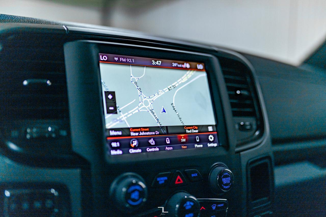 2023 Ram 1500 Classic 4x4 Crew Cab Warlock Nav BCam Red Deer AB