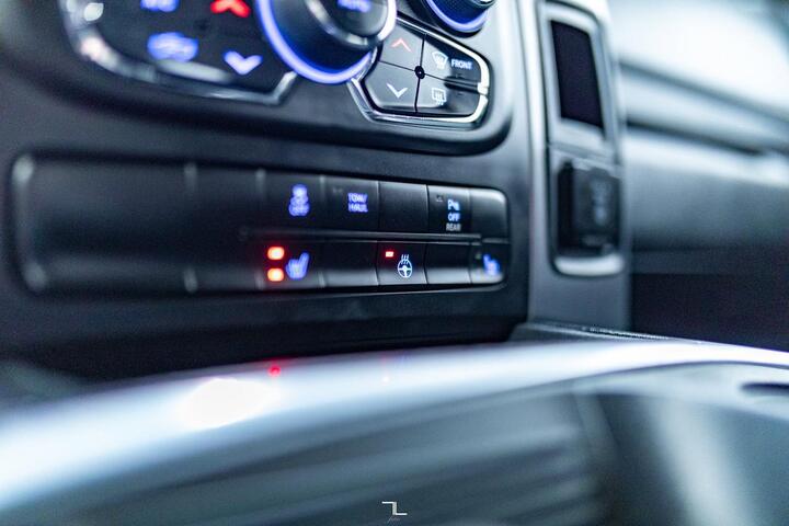 2023 Ram 1500 Classic 4x4 Crew Cab Warlock PSeat BCam Red Deer AB 2023 Ram 1500 Classic 4x4 Crew Cab Warlock PSeat BCam Red Deer AB