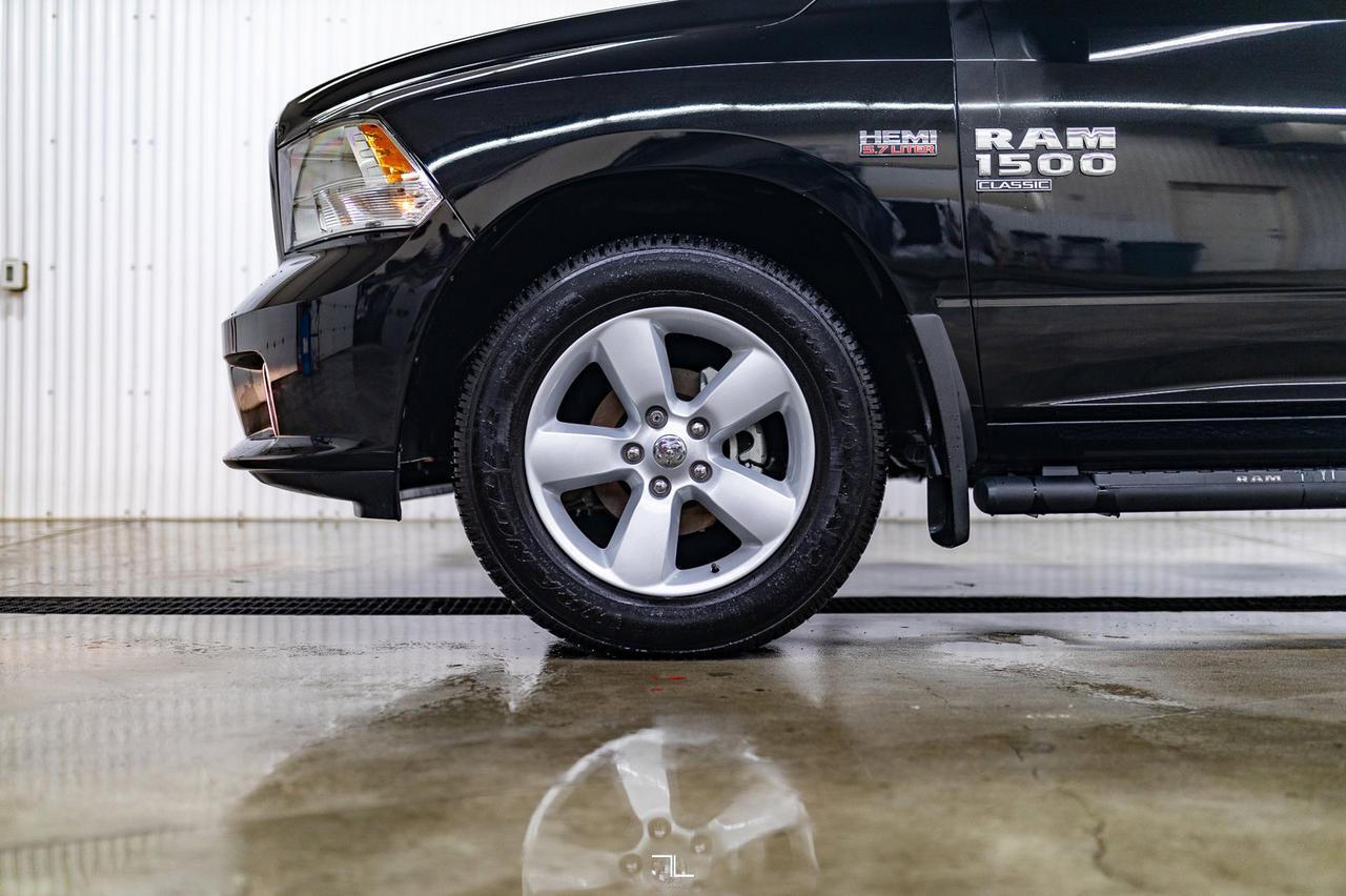 2023 Ram 1500 Classic 4x4 Express PSeat BCam Red Deer AB