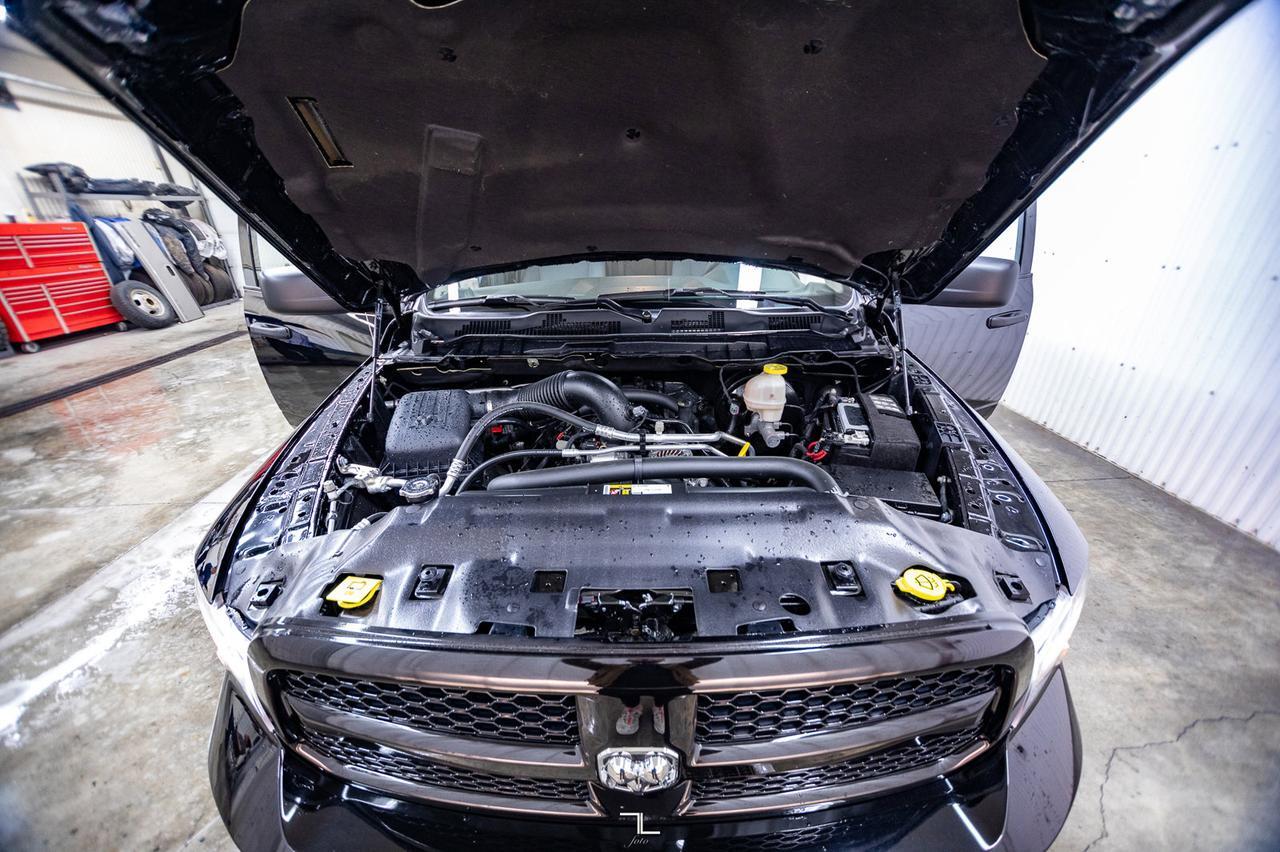 2023 Ram 1500 Classic 4x4 Express PSeat BCam Red Deer AB