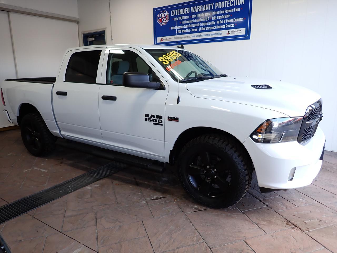 2023 Ram 1500 Classic Express 4WD CREW CAB NIGHT EDITION COLD WEATHER PKG 5'7" BOX