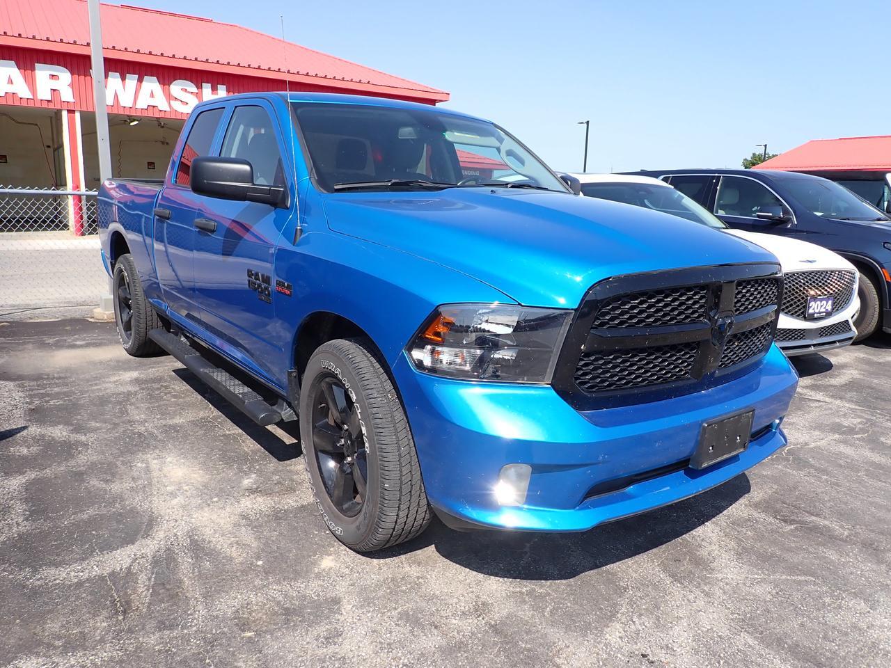 2023 Ram 1500 Classic Express 4WD  QUAD CAB 6'4" BOX