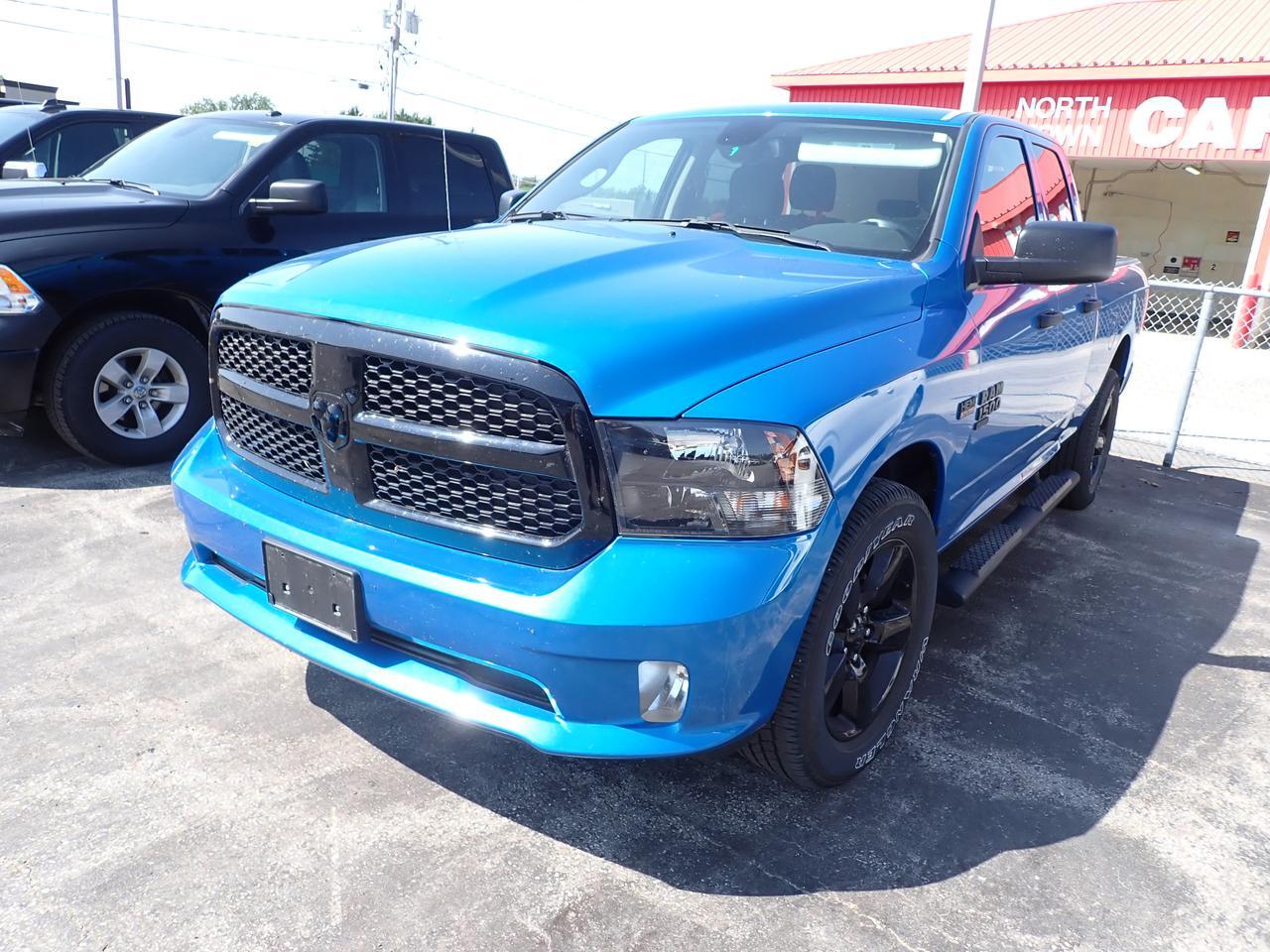 2023 Ram 1500 Classic Express 4WD  QUAD CAB 6'4" BOX Listowel ON