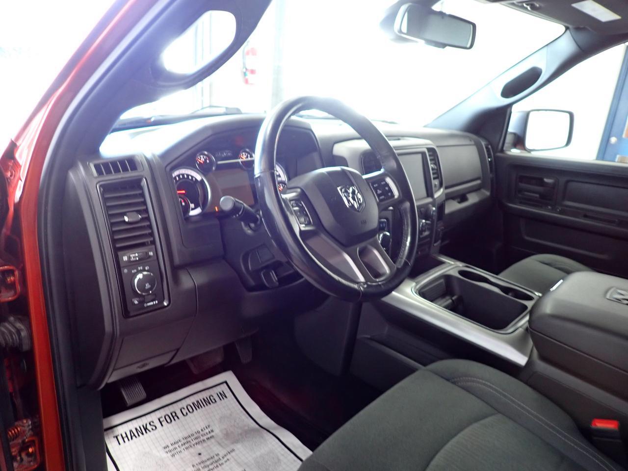 2023 Ram 1500 Classic Express 4X4 QUAD CAB 6'4" BOX Listowel ON