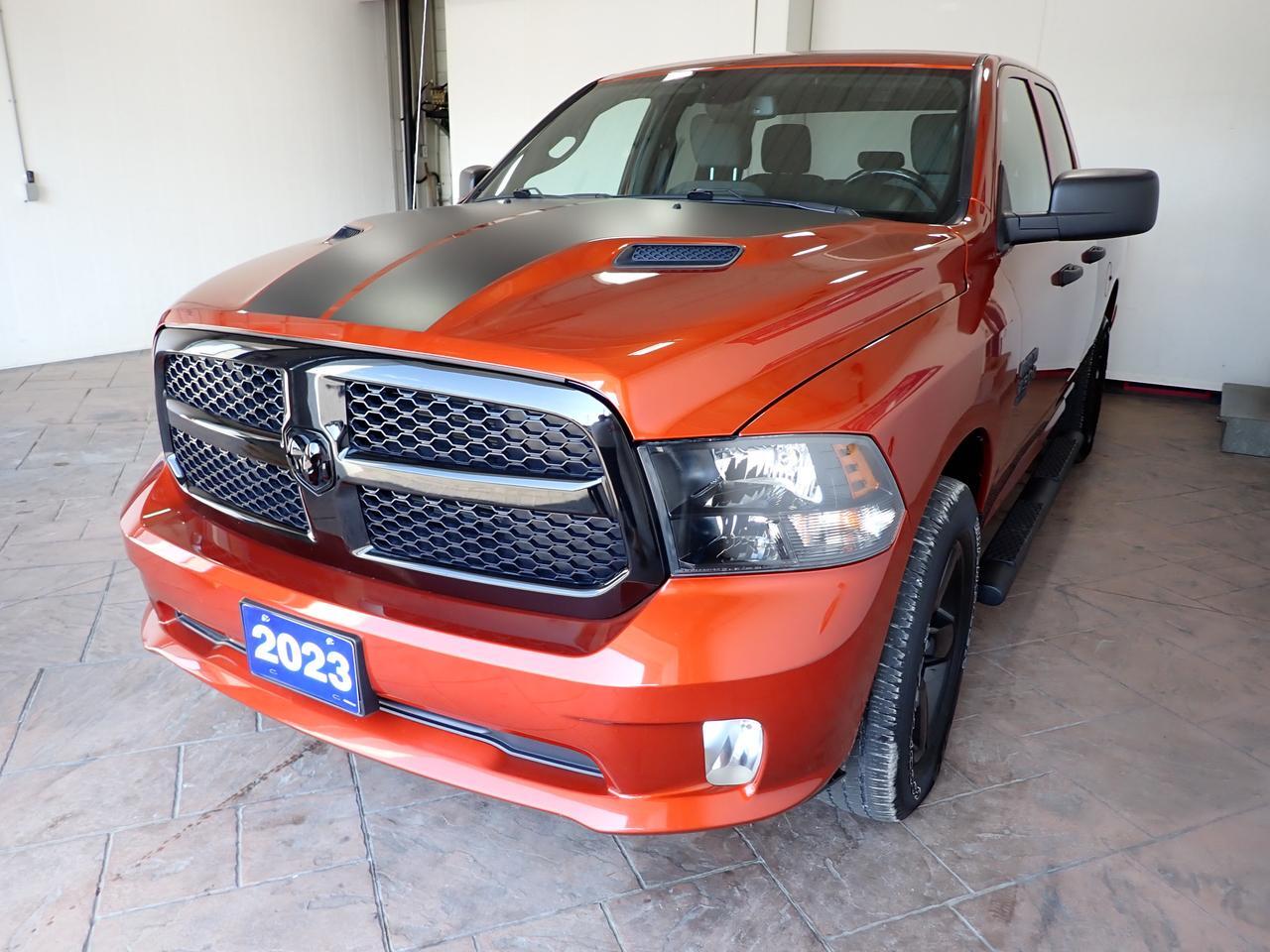 2023 Ram 1500 Classic Express 4X4 QUAD CAB 6'4" BOX Listowel ON