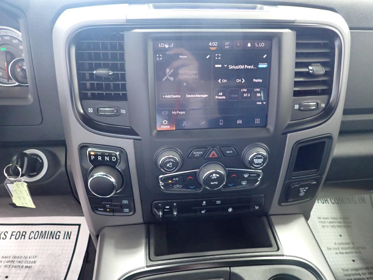2023 Ram 1500 Classic Express 4X4 QUAD CAB 6'4" BOX Listowel ON