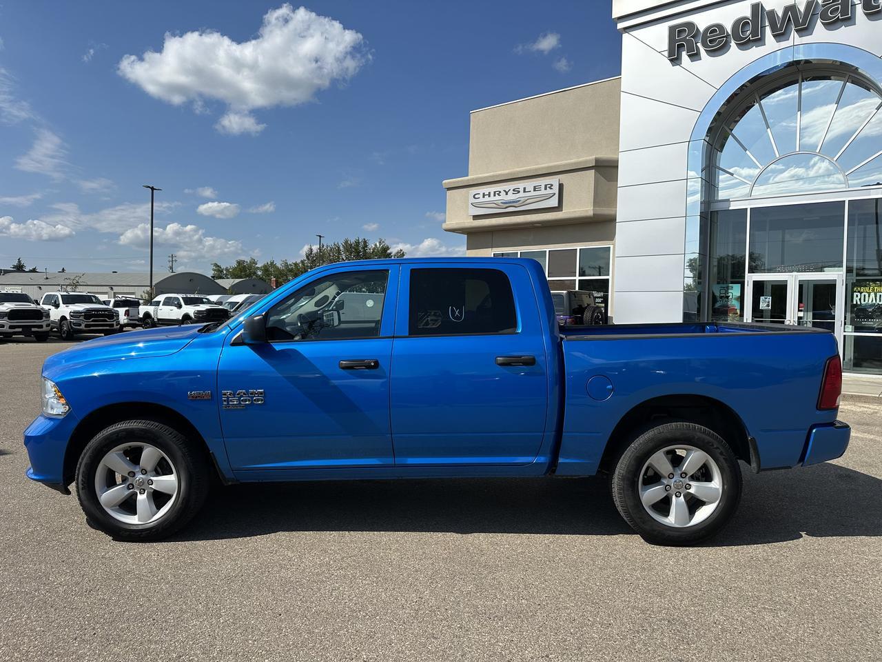 2023 Ram 1500 Classic Express Crew Cab 4x4 | HEMI V8 | Sub Zero Pkg | Heated Seats | Remote Start | Backup Camera Redwater AB