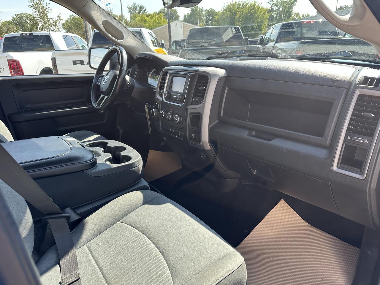2023 Ram 1500 Classic Express Crew Cab 4x4 | HEMI V8 | Sub Zero Pkg | Heated Seats | Remote Start | Backup Camera Redwater AB