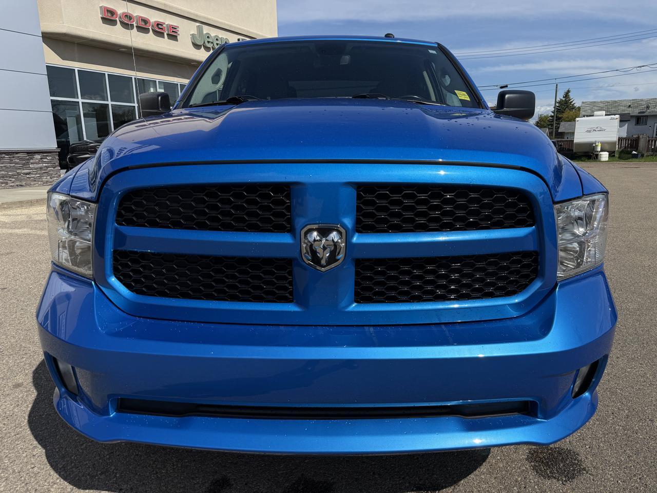 2023 Ram 1500 Classic Express Crew Cab 4x4 | HEMI V8 | Sub Zero Pkg | Heated Seats | Remote Start | Backup Camera Redwater AB