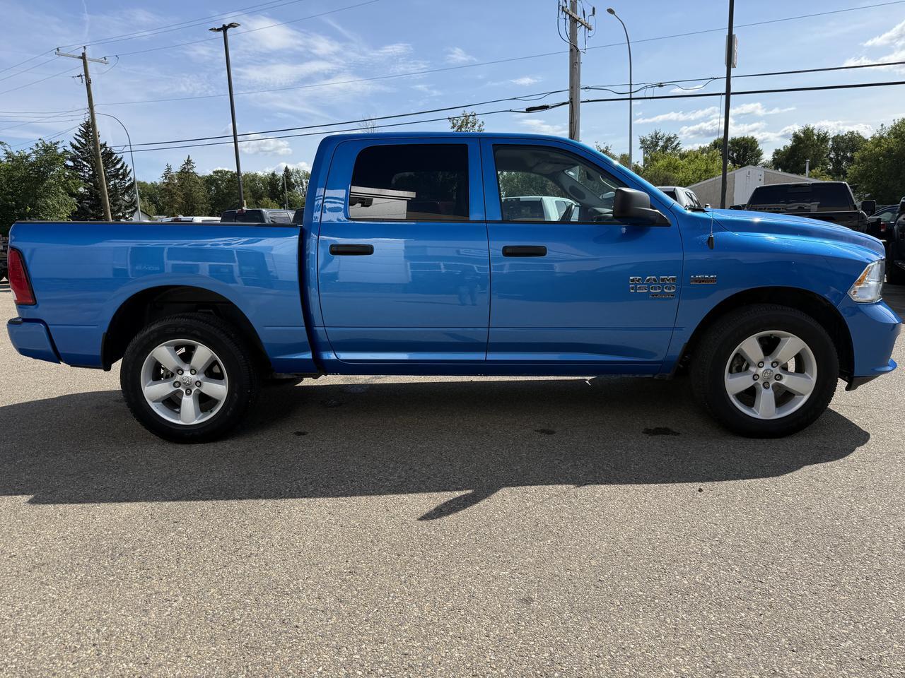 2023 Ram 1500 Classic Express Crew Cab 4x4 | HEMI V8 | Sub Zero Pkg | Heated Seats | Remote Start | Backup Camera Redwater AB