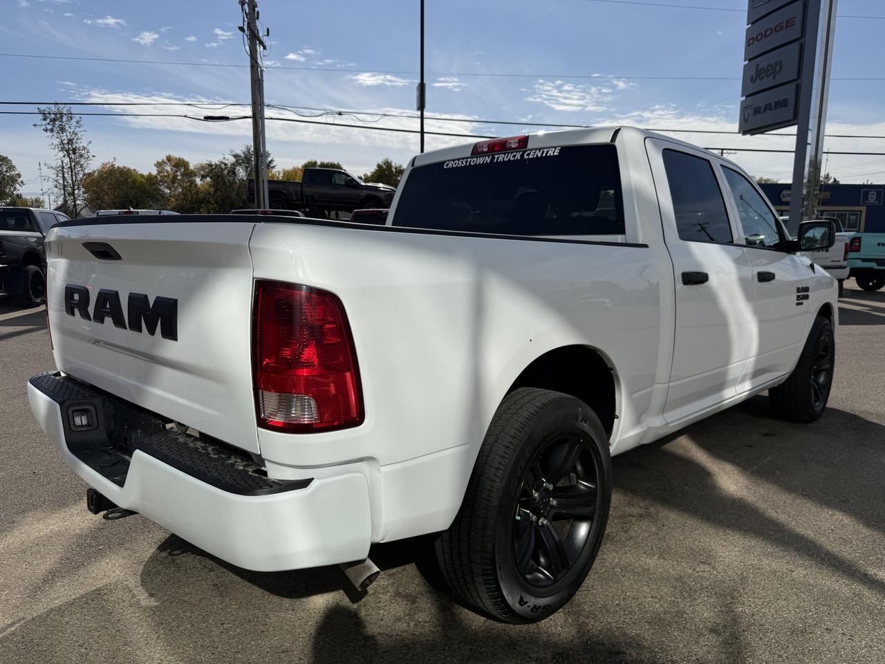 2023 Ram 1500 Classic Express Crew Cab 4x4 | Low KMs | V6 | 20IN Wheels | Sub Zero Pkg | Heated Front Seats | Sport Hood Redwater AB