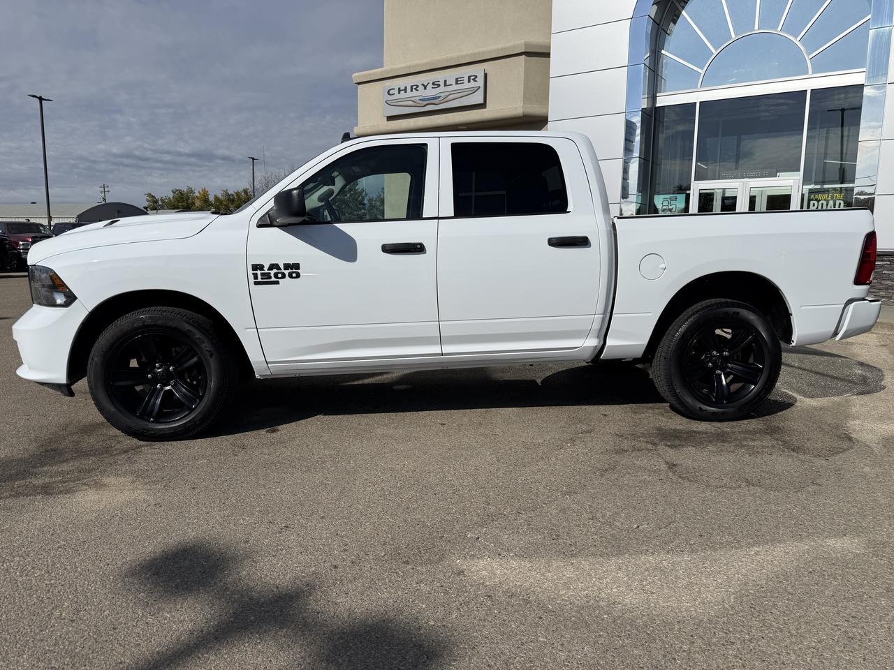 2023 Ram 1500 Classic Express Crew Cab 4x4 | Low KMs | V6 | 20IN Wheels | Sub Zero Pkg | Heated Front Seats | Sport Hood Redwater AB