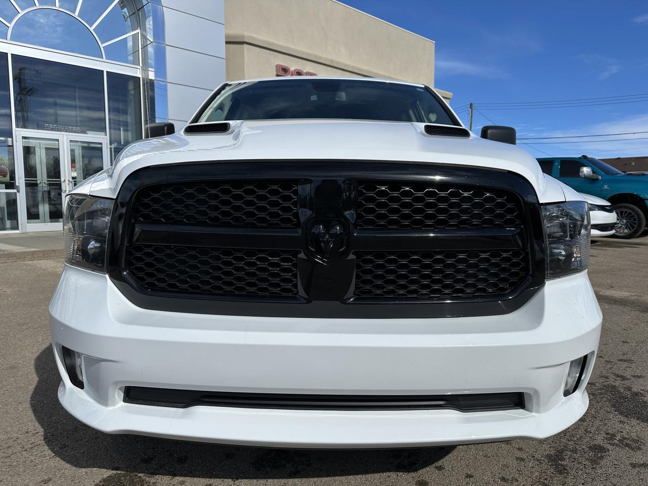 2023 Ram 1500 Classic Express Crew Cab 4x4 | Low KMs | V8 HEMI | Remote Start | Heated Seats | Backup Camera Redwater AB