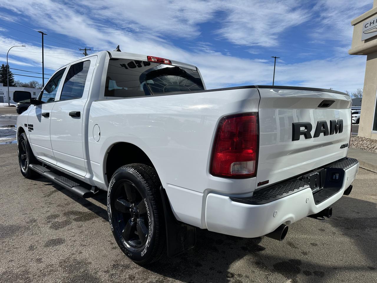 2023 Ram 1500 Classic Express Crew Cab 4x4 | Low KMs | V8 HEMI | Remote Start | Heated Seats | Backup Camera Redwater AB