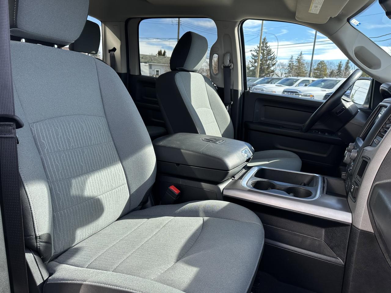 2023 Ram 1500 Classic Express Crew Cab 4x4 | Low KMs | V8 HEMI | Remote Start | Heated Seats | Backup Camera Redwater AB