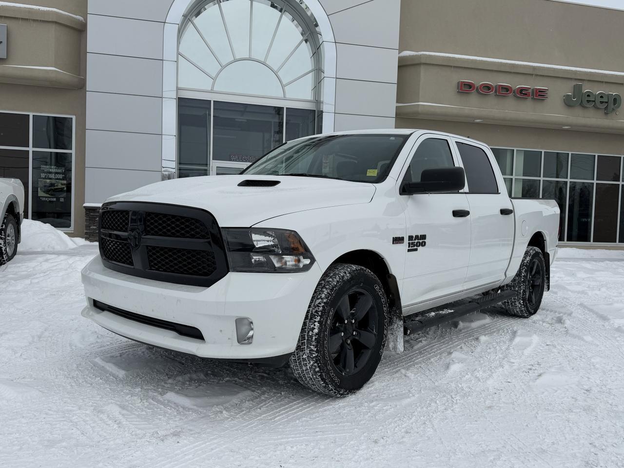 2023 Ram 1500 Classic Express Crew Cab 4x4 | Low KMs | V8 HEMI | Remote Start | Heated Seats | Backup Camera Redwater AB