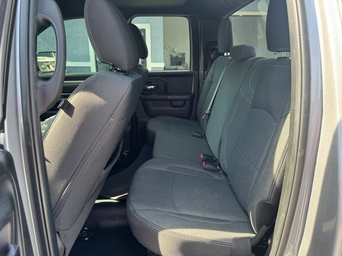 2023 Ram 1500 Classic Quad Cab Warlock Pickup 4D 6 1/3 ft Miami Gardens FL