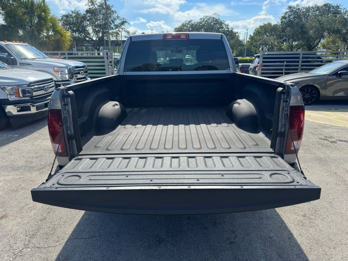 2023 Ram 1500 Classic Quad Cab Warlock Pickup 4D 6 1/3 ft Miami Gardens FL