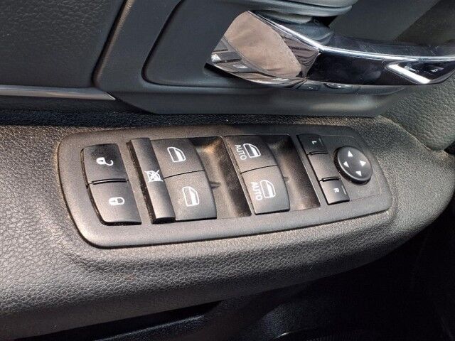 2023 Ram 1500 Classic SLT  TX