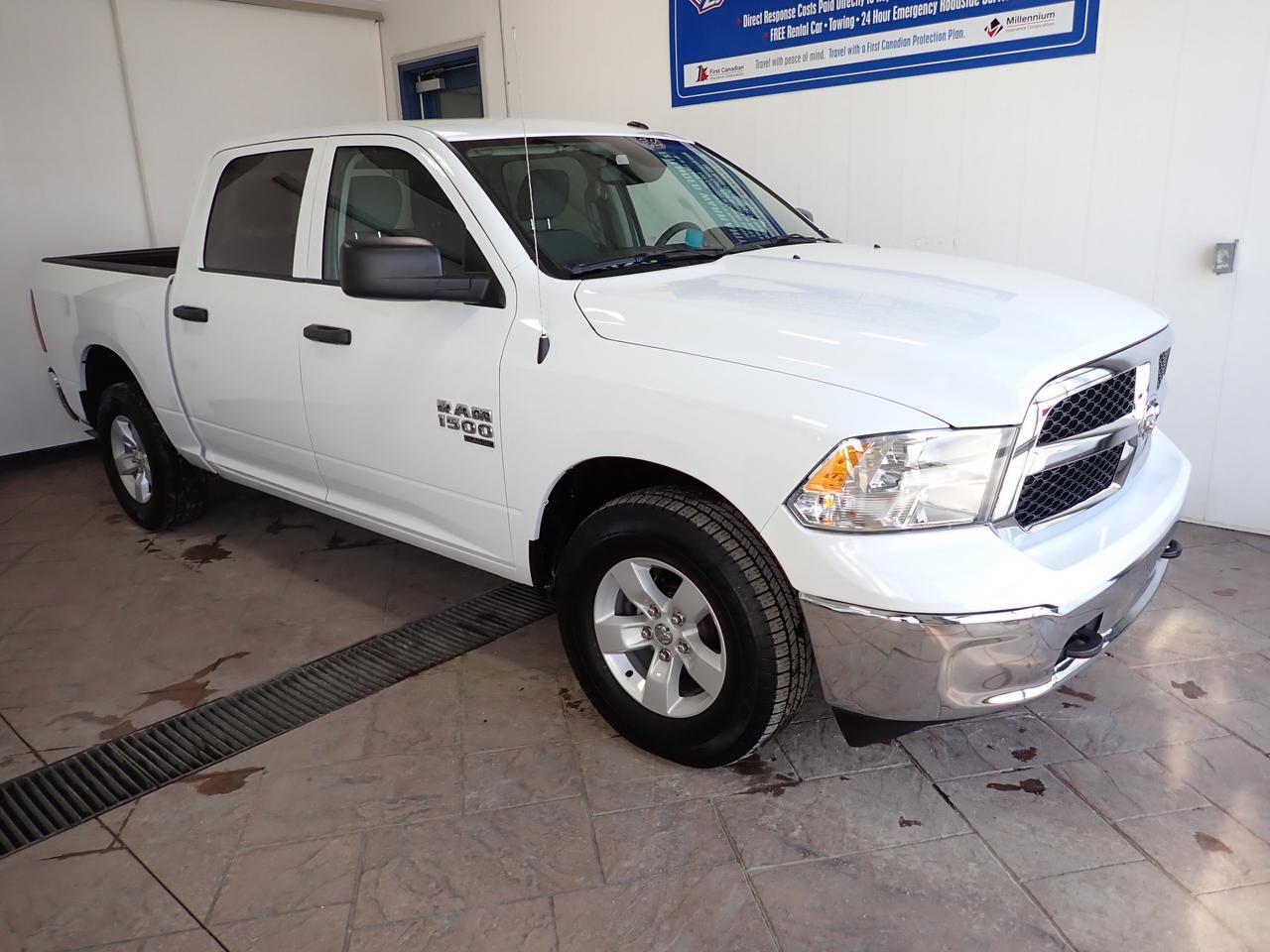 2023 Ram 1500 Classic SLT 4WD CREW CAB