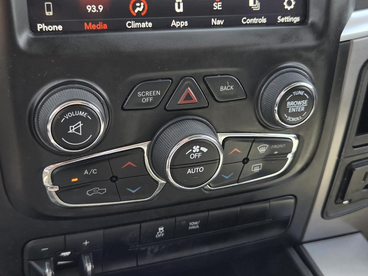 2023 Ram 1500 Classic SLT 4x4 Beeville TX