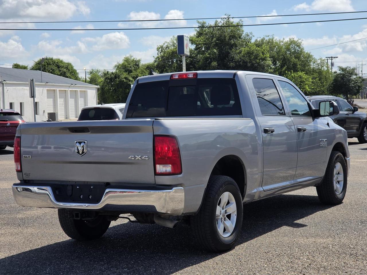 2023 Ram 1500 Classic SLT 4x4