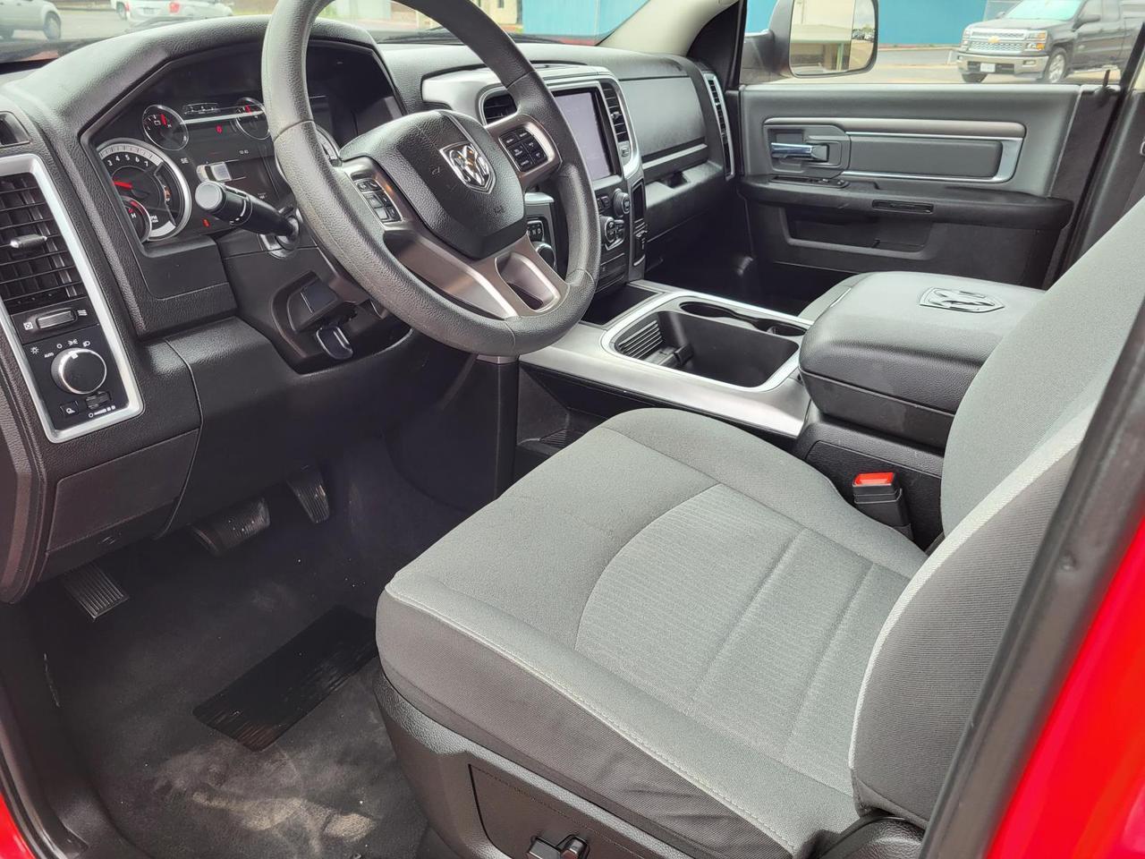 2023 Ram 1500 Classic SLT 4x4 Crew Cab 5'7 Box Beeville TX