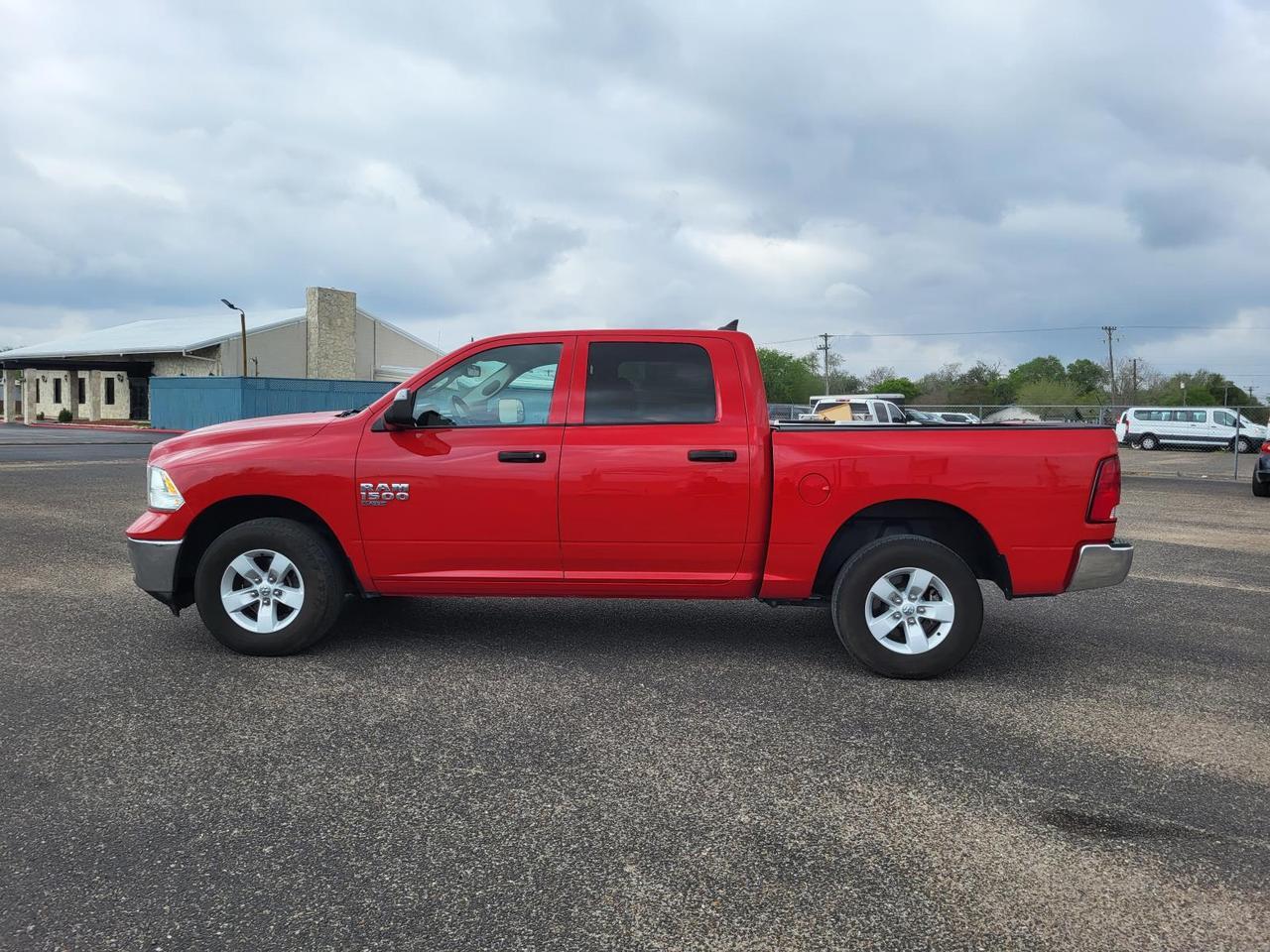 2023 Ram 1500 Classic SLT 4x4 Crew Cab 5'7 Box Beeville TX