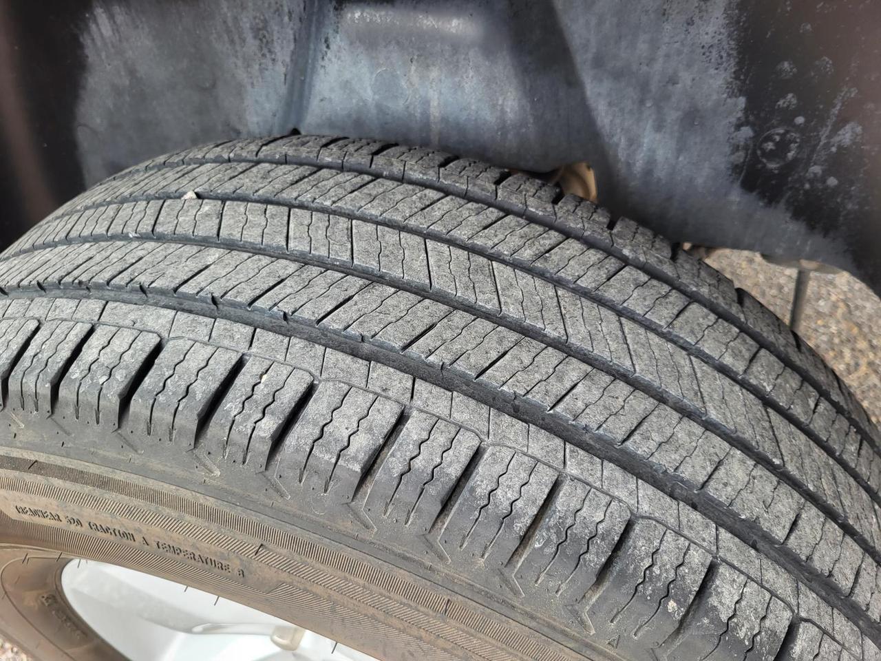 2023 Ram 1500 Classic SLT 4x4 Crew Cab 5'7 Box Beeville TX