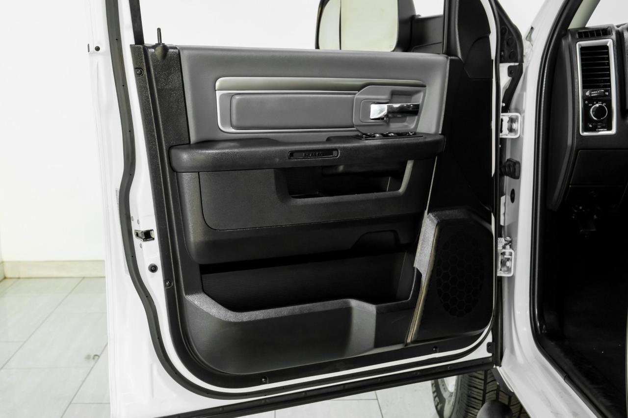 2023 Ram 1500 Classic SLT CREW CAB 4WD AUTOMATIC NAVIGATION REAR CAMERA BLUETOOTH POWE Carrollton TX