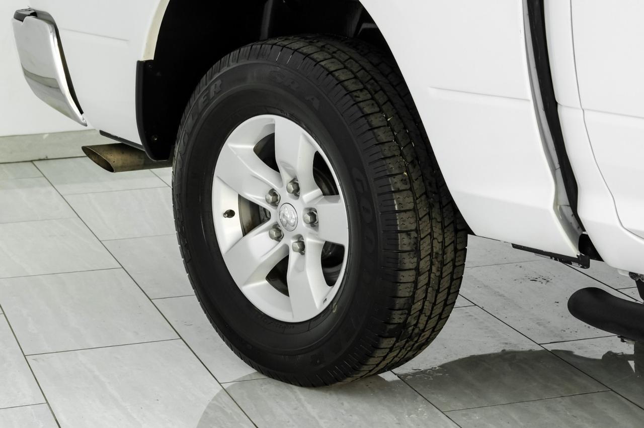 2023 Ram 1500 Classic SLT CREW CAB 4WD AUTOMATIC NAVIGATION REAR CAMERA BLUETOOTH POWE Carrollton TX