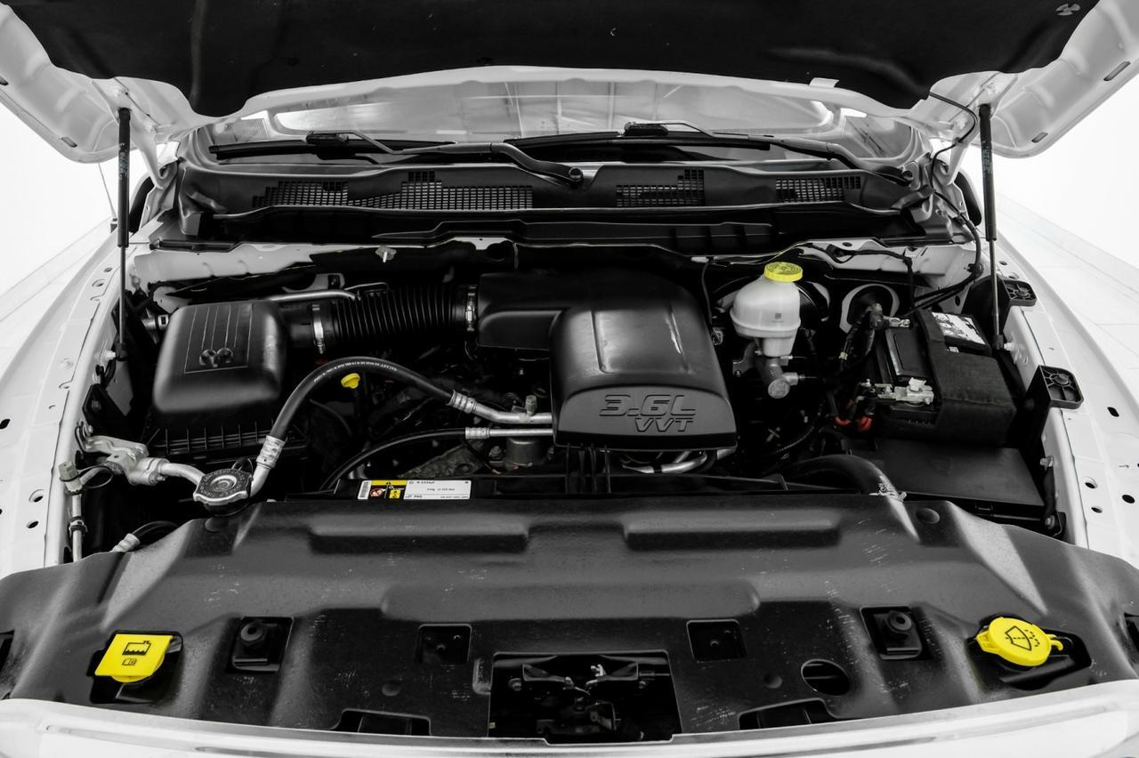 2023 Ram 1500 Classic SLT CREW CAB 4WD AUTOMATIC NAVIGATION REAR CAMERA BLUETOOTH POWE Carrollton TX