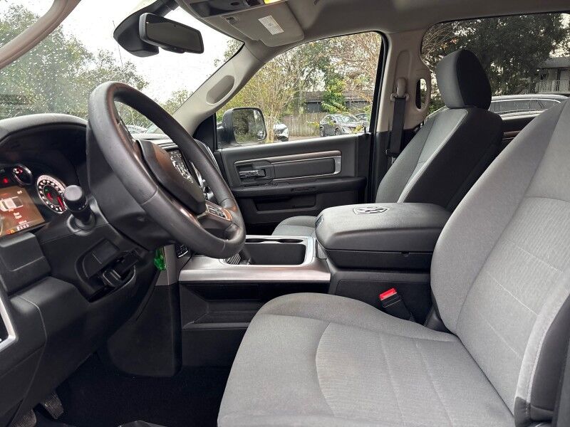 2023 Ram 1500 Classic SLT CREW CAB 4X4 Seffner FL