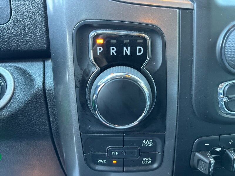 2023 Ram 1500 Classic SLT CREW CAB 4X4 Seffner FL