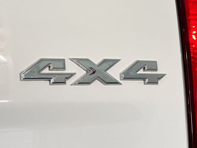 2023 Ram 1500 Classic SLT Carrollton TX
