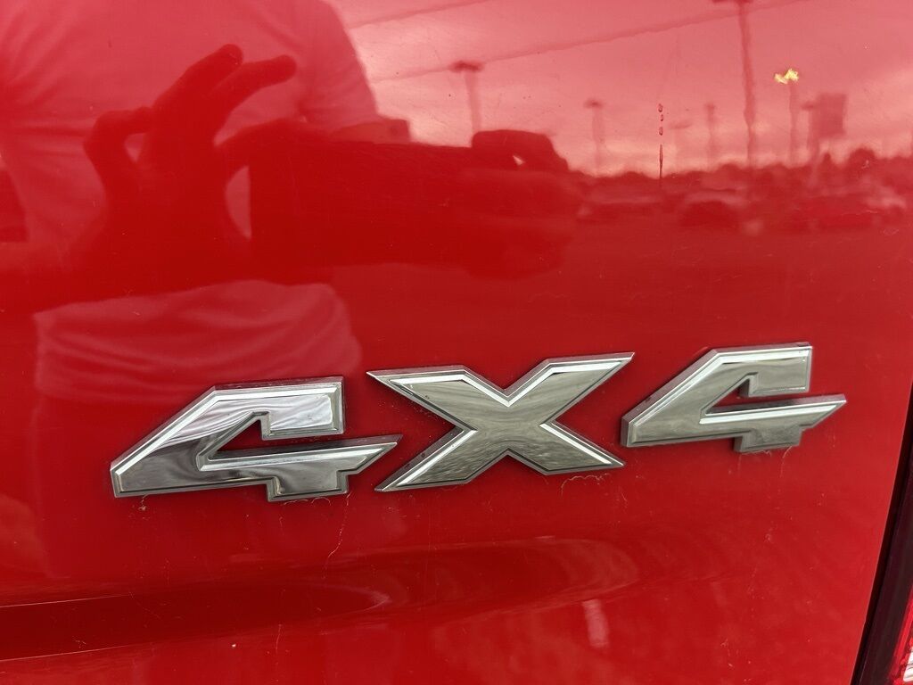 2023 Ram 1500 Classic SLT Crestwood KY
