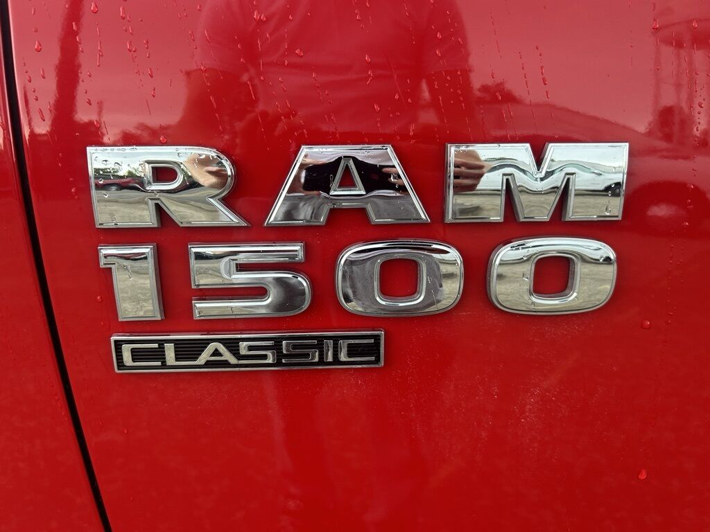 2023 Ram 1500 Classic SLT Crestwood KY