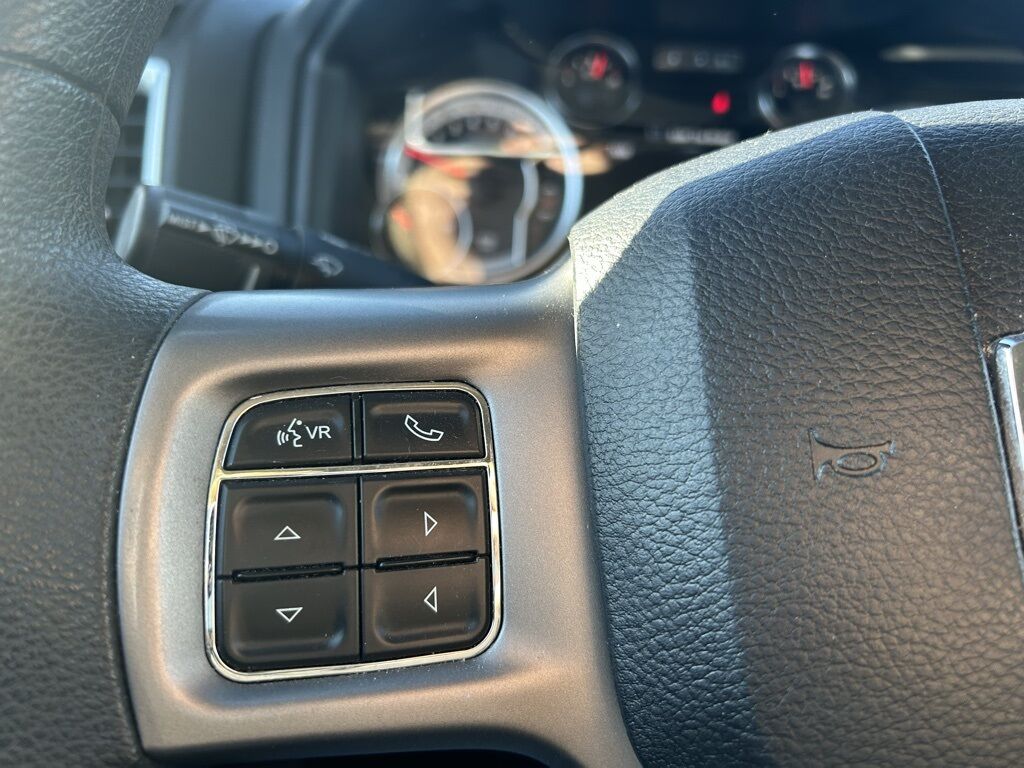 2023 Ram 1500 Classic SLT Crestwood KY