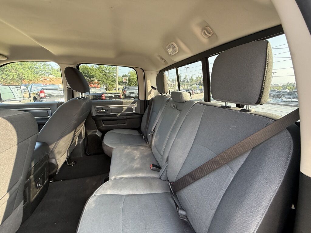 2023 Ram 1500 Classic SLT Crestwood KY