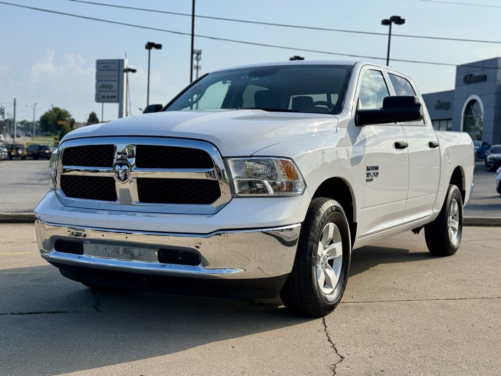 2023 Ram 1500 Classic SLT Crestwood KY