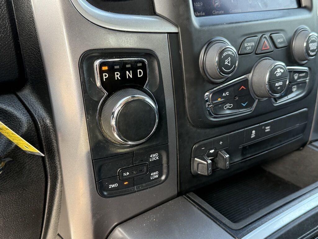 2023 Ram 1500 Classic SLT Crestwood KY