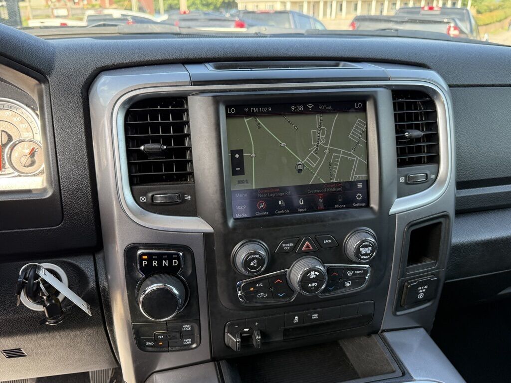 2023 Ram 1500 Classic SLT Crestwood KY