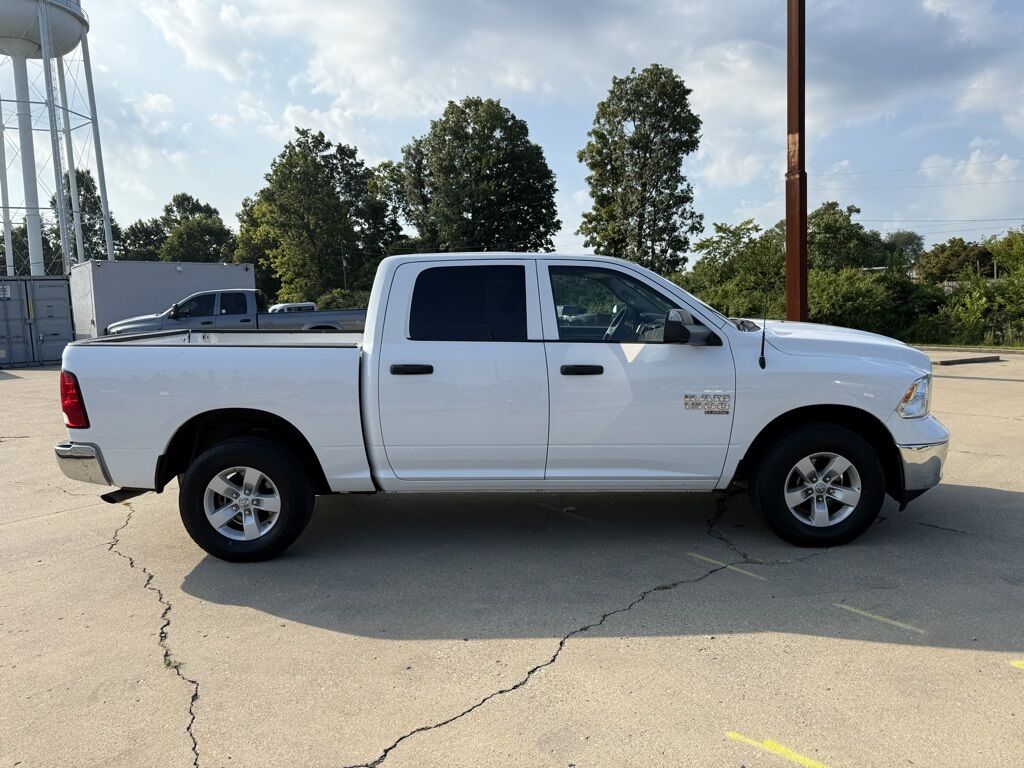 2023 Ram 1500 Classic SLT Crestwood KY
