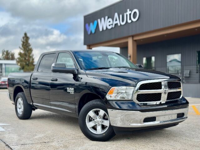 2023 Ram 1500 Classic SLT Crew Cab 4x2 5&apos;7 Box