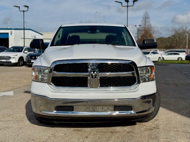 2023 Ram 1500 Classic SLT Crew Cab 4x2 5'7 Box