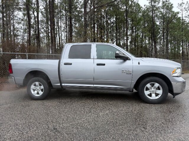 2023 Ram 1500 Classic SLT Crew Cab 4x2 5'7 Box Gaston SC