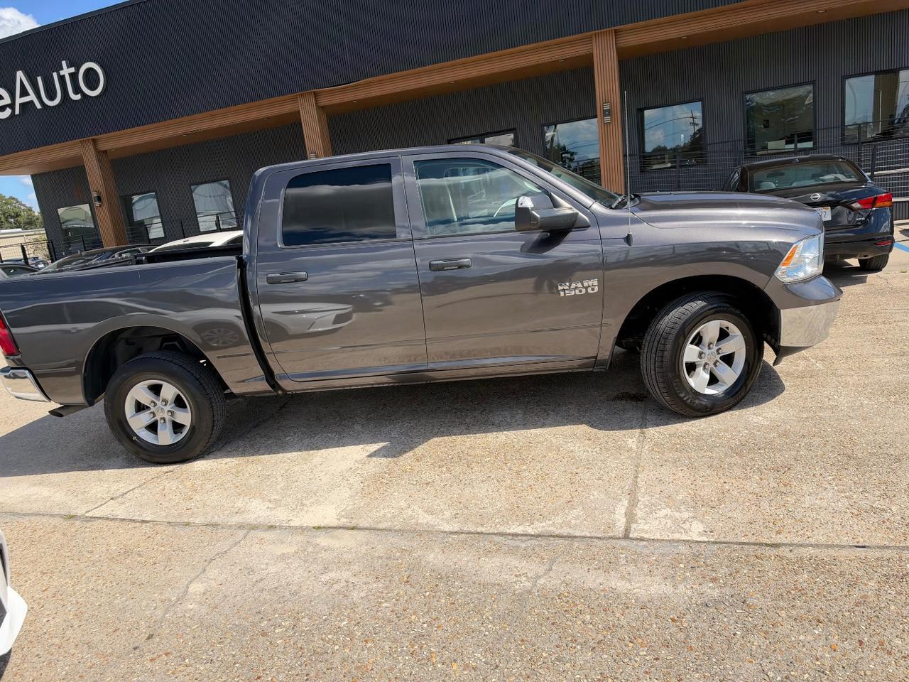 2023 Ram 1500 Classic SLT Crew Cab 4x4 5'7 Box Baton Rouge LA