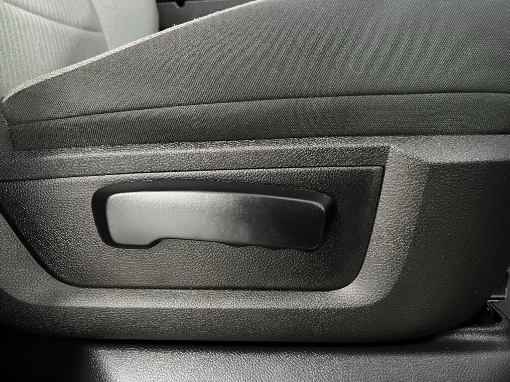 2023 Ram 1500 Classic SLT Highlands Ranch CO